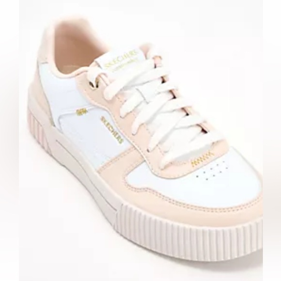 Skechers Shoes - Skechers White and Cream Sneakers